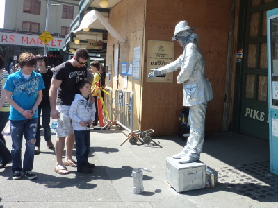 Pike Place Market̃ptH[}[