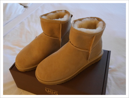 CLASSIC MINI UGG