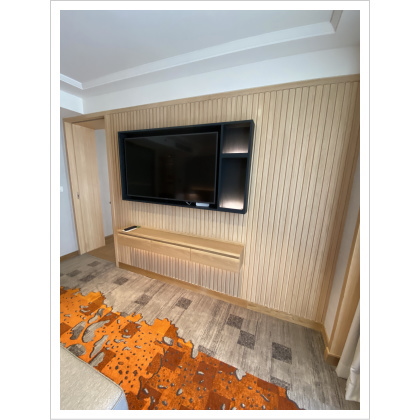 半島製TV